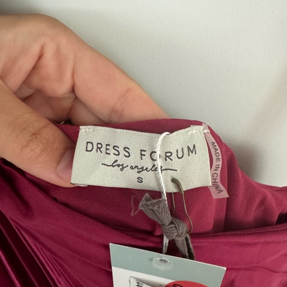 Dress forum Dress never worn! New with tags! - Picture 3 of 4